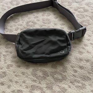 Lululemon belt bag